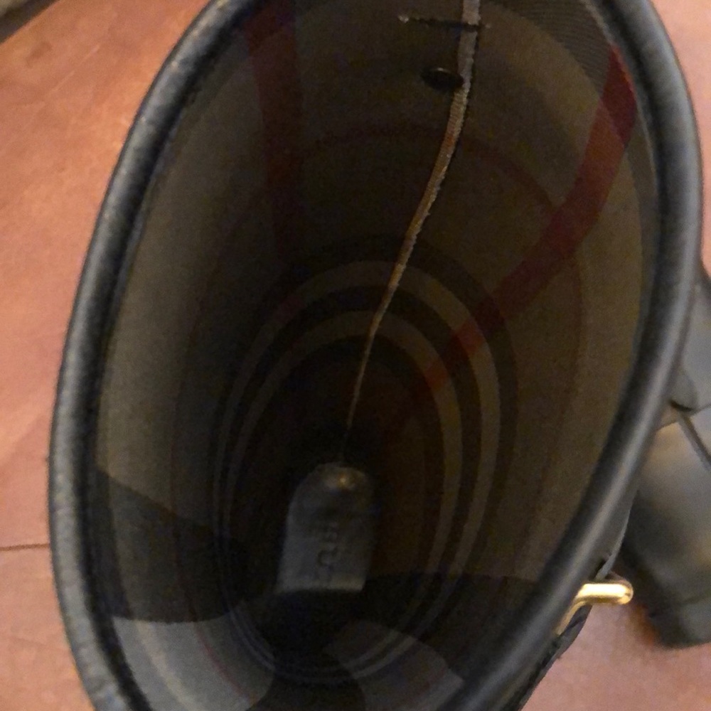 Burberry rainboots - Picture 8 of 8